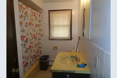 140 Lawrence Street, Cranston, RI 02920 - Photo 21