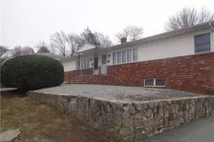 140 Lawrence St, Cranston, RI 02920 - Photo 3