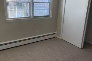 22 Laurel Ln, Lincoln, RI 02865 - Photo 9