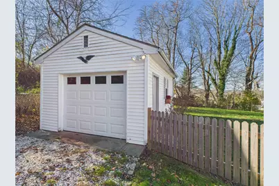 50 Steven Street, Tiverton, RI 02878 - Photo 11