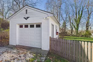 50 Steven St, Tiverton, RI 02878 - Photo 11