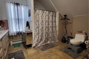 123 4th Ave, Woonsocket, RI 02895 - Photo 11