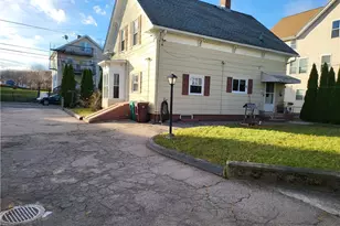 123 4th Ave, Woonsocket, RI 02895 - Photo 15