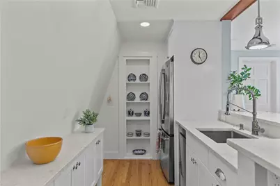 99 Coggeshall Avenue #2, Newport, RI 02840 - Photo 7