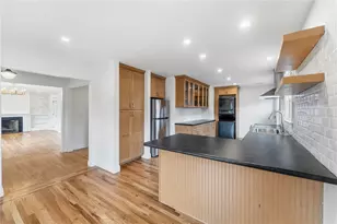 259 High Service Ave, North Providence, RI 02904 - Photo 5