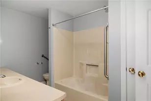 200 Heroux Blvd, Cumberland, RI 02864 - Photo 21