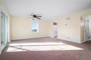 200 Heroux Blvd, Cumberland, RI 02864 - Photo 9