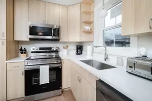 29 Dunford St, Providence, RI 02909 - Photo 5