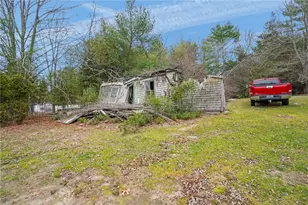 76 Laurel Ln, South Kingstown, RI 02892 - Photo 7