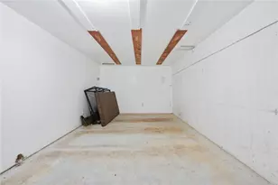 401 Lake Shore Dr, Warwick, RI 02889 - Photo 23