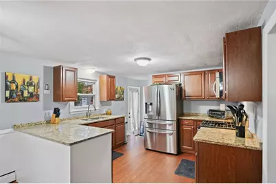 401 Lake Shore Drive, Warwick, RI 02889 - Photo 7