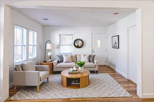 32 Sykes St, Warwick, RI 02886 - Photo 5