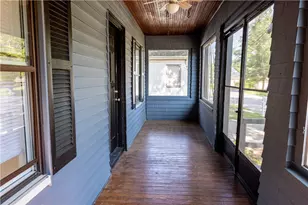 32 Sykes St, Warwick, RI 02886 - Photo 3