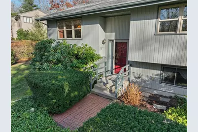 11 Wendy Lane, South Kingstown, RI 02879 - Photo 3