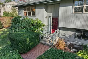 11 Wendy Ln, South Kingstown, RI 02879 - Photo 3