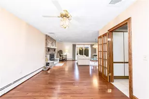 6 Christopher Dr, Johnston, RI 02919 - Photo 3