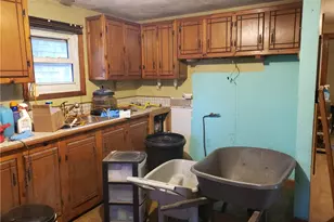 30 Hollywood Ave, Coventry, RI 02816 - Photo 11