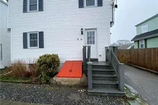 32 Middleton Ave, Newport, RI 02840 - Photo 11