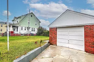 198 Ledge St, Providence, RI 02904 - Photo 31