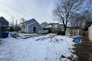 34 E Bowery St, Newport, RI 02840 - Photo 33