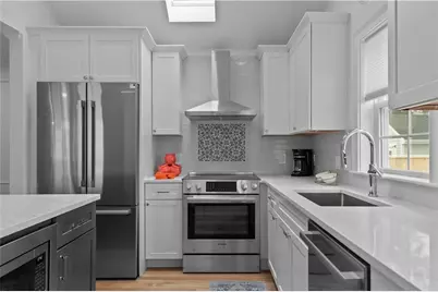 34 East Bowery Street, Newport, RI 02840 - Photo 11