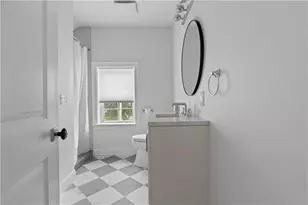 34 E Bowery St, Newport, RI 02840 - Photo 25