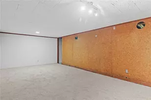 21 Helen Ave, Coventry, RI 02816 - Photo 17