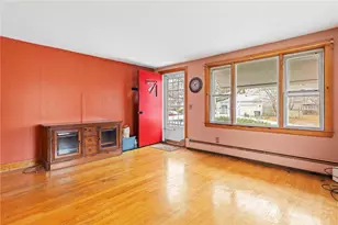 21 Helen Ave, Coventry, RI 02816 - Photo 3