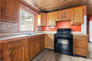 21 Helen Ave, Coventry, RI 02816 - Photo 7