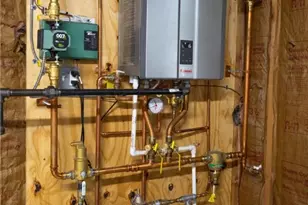 125 Main St, Lincoln, RI 02802 - Photo 35