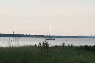 1032 W Shore Rd, Warwick, RI 02889 - Photo 47