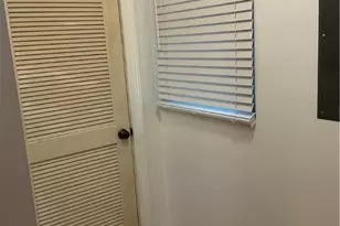 1032 W Shore Rd, Warwick, RI 02889 - Photo 5