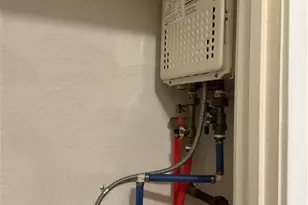 1032 W Shore Rd, Warwick, RI 02889 - Photo 43