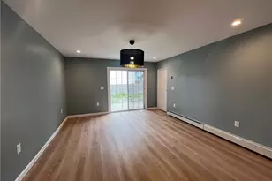 9 Turner Ave, East Providence, RI 02915 - Photo 7