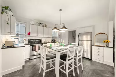 33 Marsh Street, Newport, RI 02840 - Photo 11