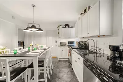 33 Marsh Street, Newport, RI 02840 - Photo 9