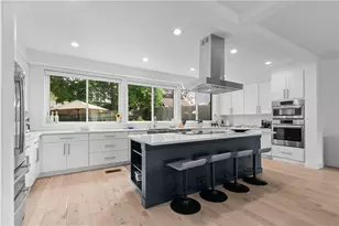 27 Weatherly Ave, Newport, RI 02840 - Photo 3