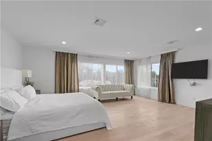 27 Weatherly Ave, Newport, RI 02840 - Photo 19