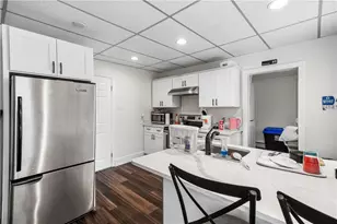 574 Central Ave, Pawtucket, RI 02861 - Photo 3