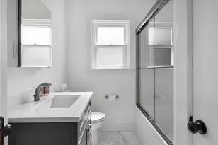 22 Bateman Ave, Newport, RI 02840 - Photo 29