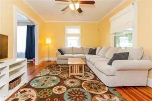 22 Bateman Ave, Newport, RI 02840 - Photo 11