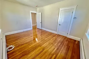 141 Elton St, Providence, RI 02906 - Photo 15