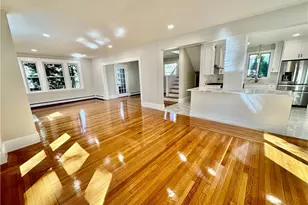 141 Elton St, Providence, RI 02906 - Photo 9
