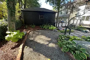 141 Elton St, Providence, RI 02906 - Photo 39