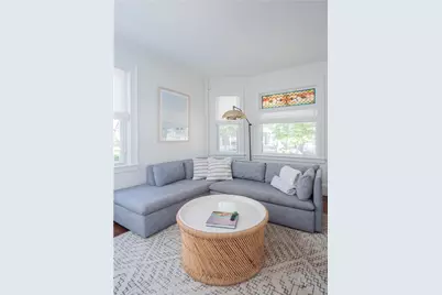 27 Mann Avenue, Newport, RI 02840 - Photo 7