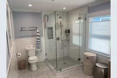 27 Mann Avenue, Newport, RI 02840 - Photo 9