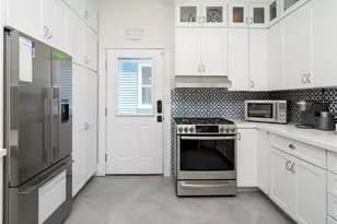 27 Mann Ave, Newport, RI 02840 - Photo 17