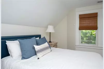 27 Mann Avenue, Newport, RI 02840 - Photo 33