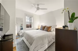 33 Marsh St, Newport, RI 02840 - Photo 13