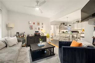 33 Marsh St, Newport, RI 02840 - Photo 5